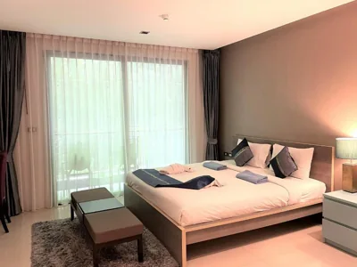 Standard Studio — Private apartment at Emerald Terrace